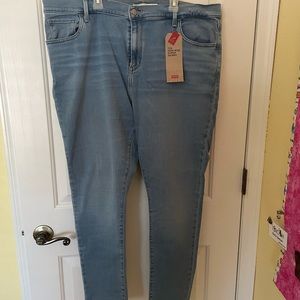 Levi’s Skinny Jeans